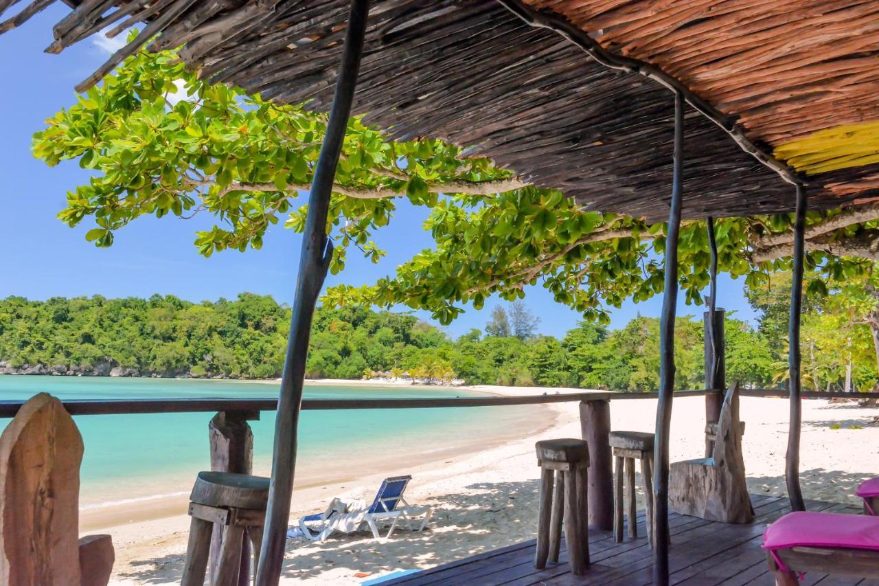 Sand And Tan Beach Hotel Ocho Rios Luaran gambar