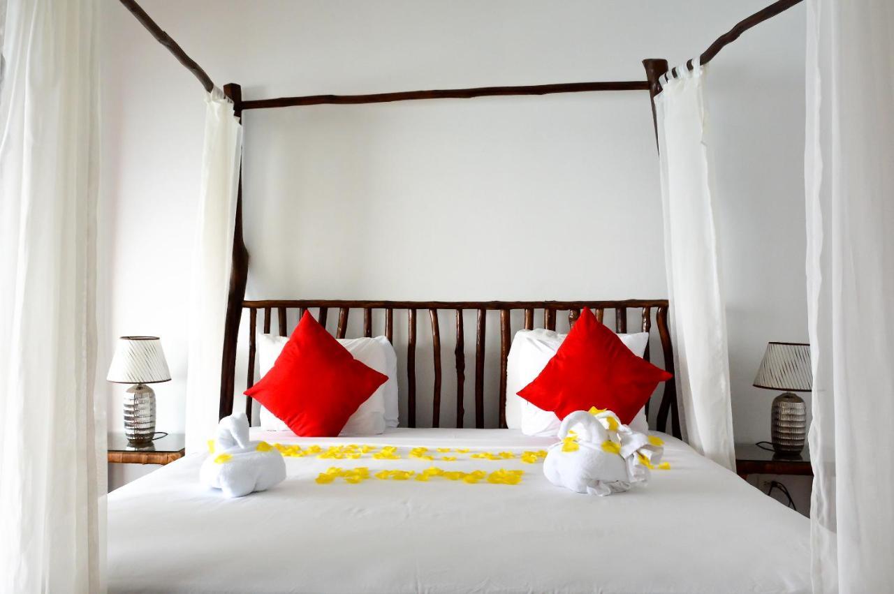 Sand And Tan Beach Hotel Ocho Rios Luaran gambar