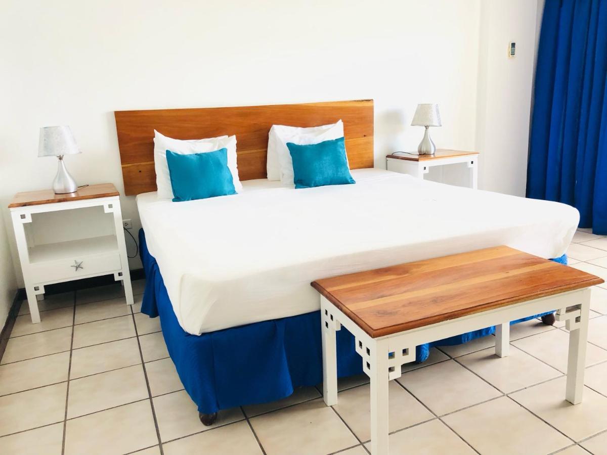 Sand And Tan Beach Hotel Ocho Rios Luaran gambar